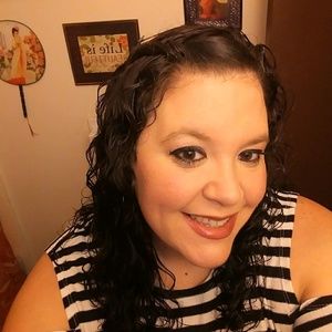 Meet your Posher, Kara